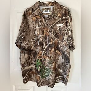 Magellan Outdoors - Men’s Button down Down - L